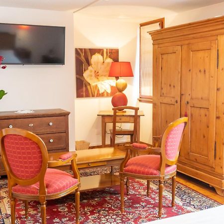 Hotel A L'Oriel Риквир Екстериор снимка