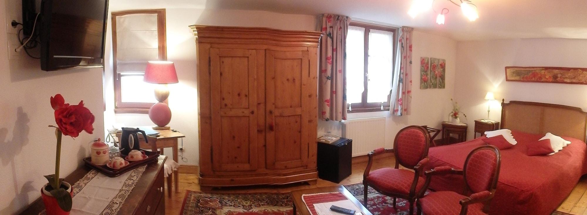 Hotel A L'Oriel Риквир Екстериор снимка