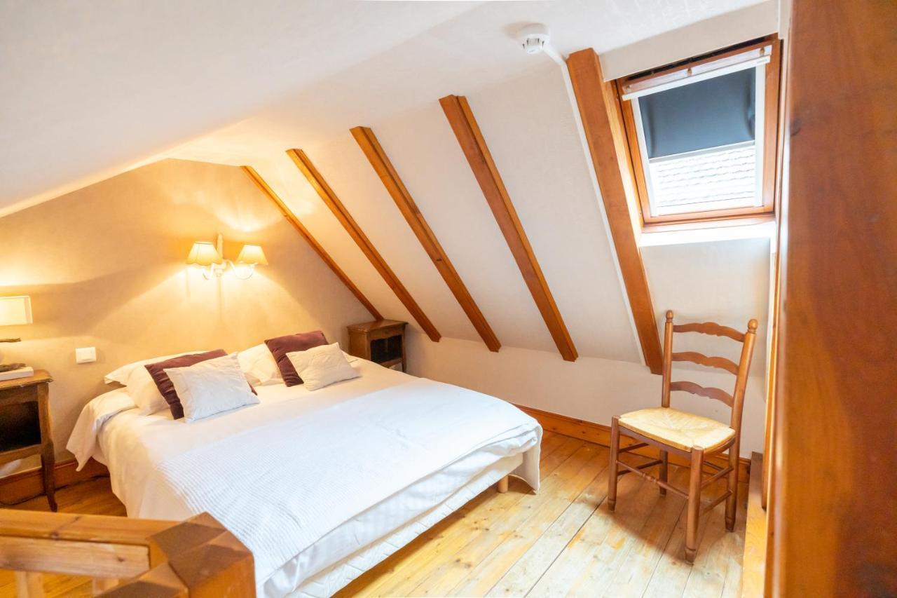 Hotel A L'Oriel Риквир Екстериор снимка