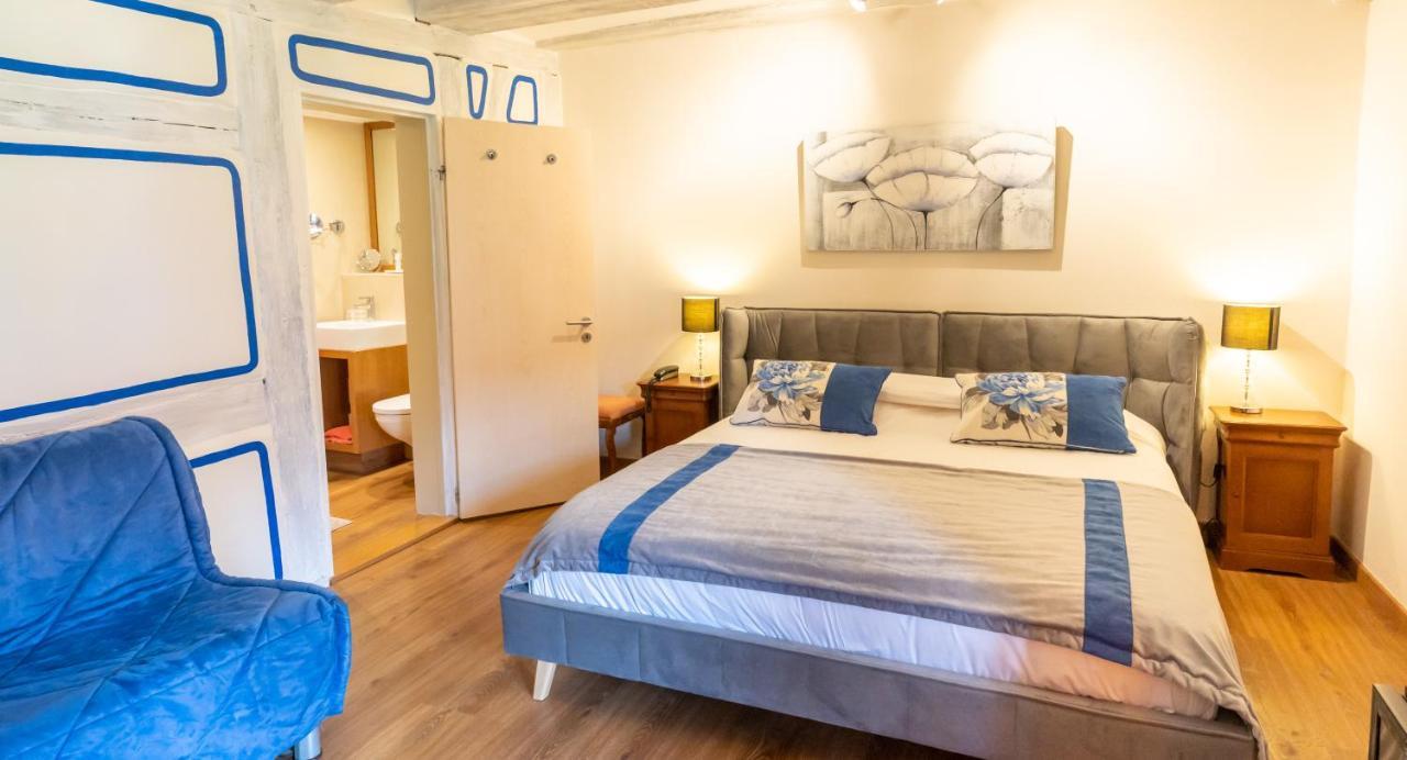 Hotel A L'Oriel Риквир Екстериор снимка
