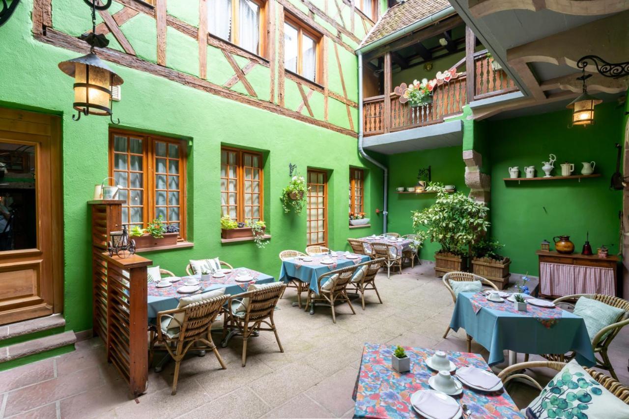 Hotel A L'Oriel Риквир Екстериор снимка