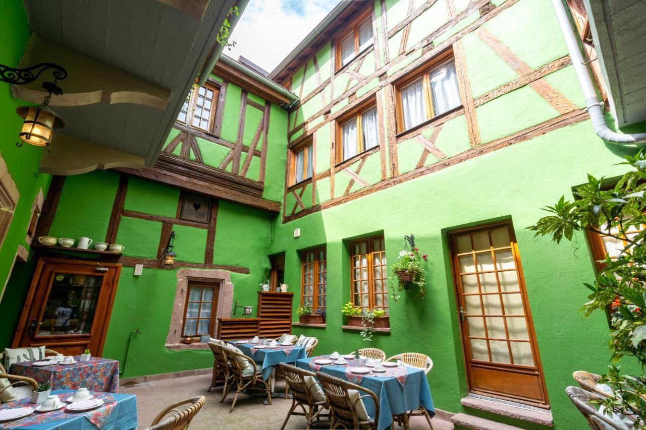 Hotel A L'Oriel Риквир Екстериор снимка