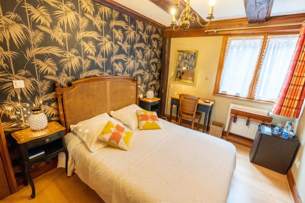 Hotel A L'Oriel Риквир Екстериор снимка