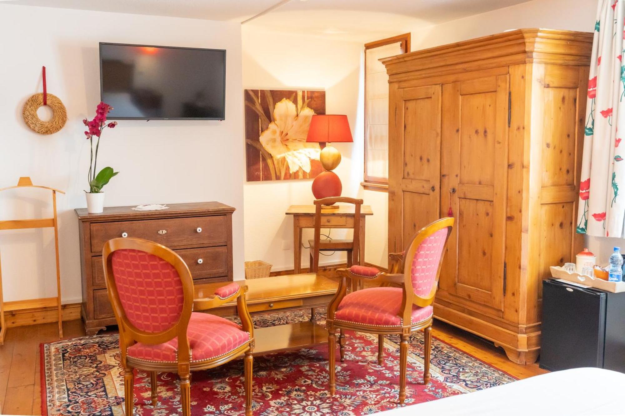 Hotel A L'Oriel Риквир Екстериор снимка